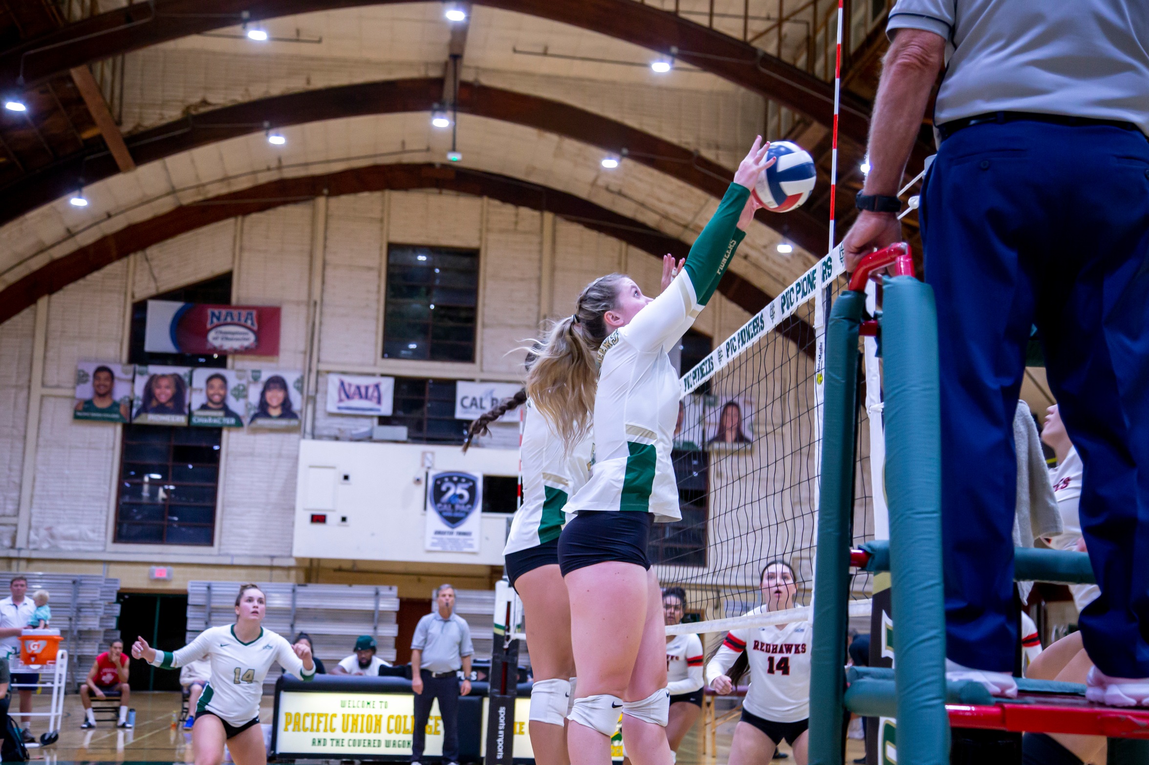2022-09-24 - Women's Volleyball v Benedictine